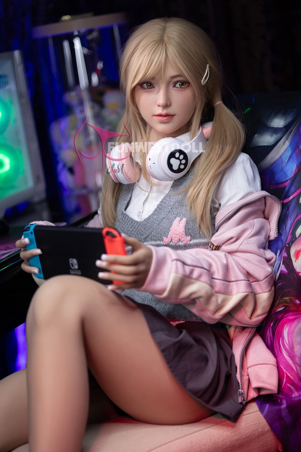 159cm A Cup TPE Gray Eyes Petite Breasts Sex Doll Detail View 9