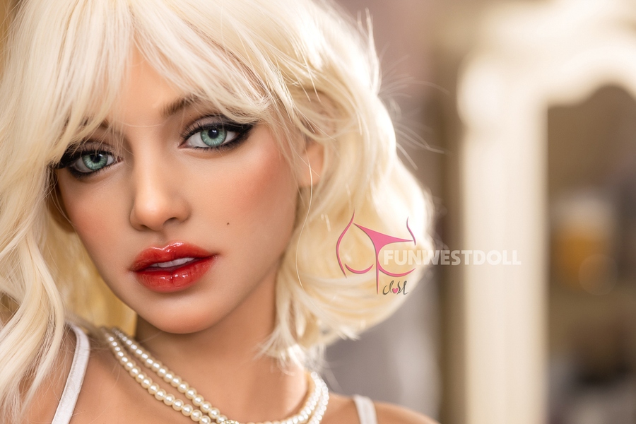 162cm F Cup TPE Voluptuous Petite Breasts Amber Eyes Realistic Sex Doll Gallery 2
