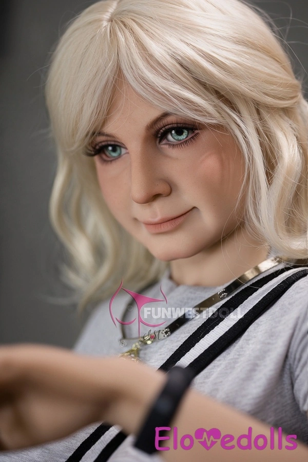 140 सेमी जी कप टीपीई गोरा खूबसूरत स्तन पतले होंठ सेक्स गुड़िया गैलरी 2