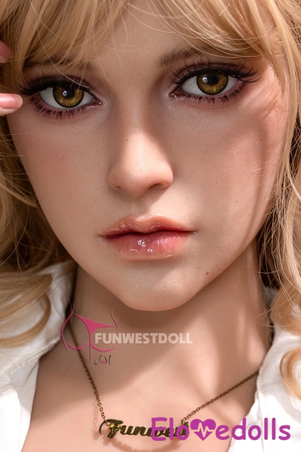 Galeri Boneka Seks Payudara Sedang Pirang Petite TPE Cup C 157cm 4