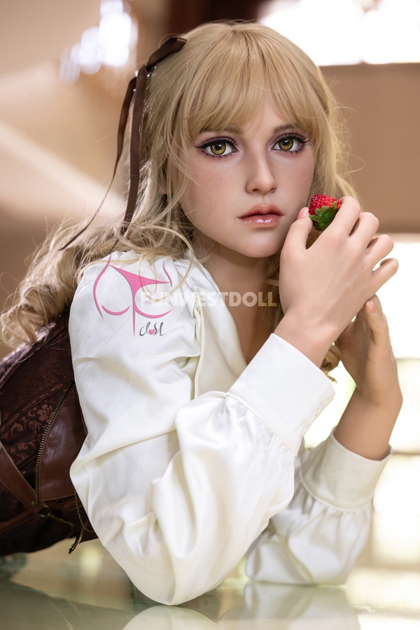 157cm C Cup TPE Blonde Glossy Lips Gray Eyes Sex Doll Detail View 7