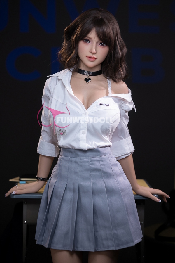 155cm F Cup TPE Small Breasts Petite Brunette Lifelike Sex Doll Gallery 9