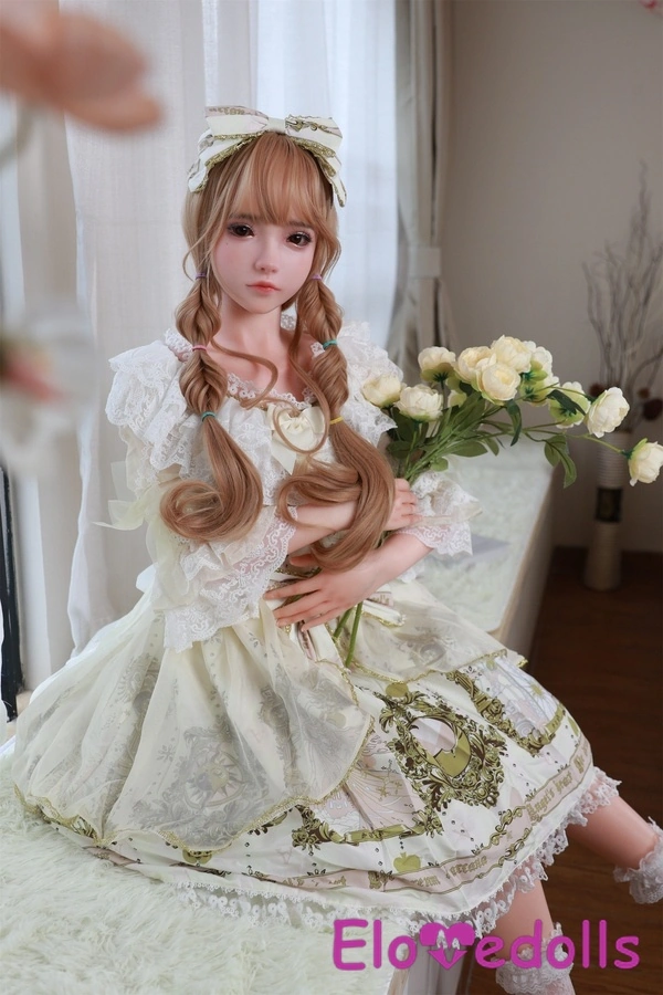 145 सेमी डी कप सिलिकॉन पेटिट ब्लोंड ग्रे आइज़ मिनी सेक्स डॉल गैलरी 2