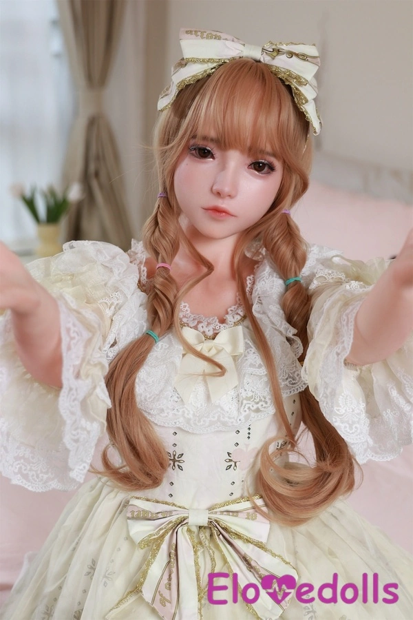 145 सेमी डी कप सिलिकॉन गोरा ग्रे आंखों खूबसूरत मिनी सेक्स गुड़िया गैलरी 5