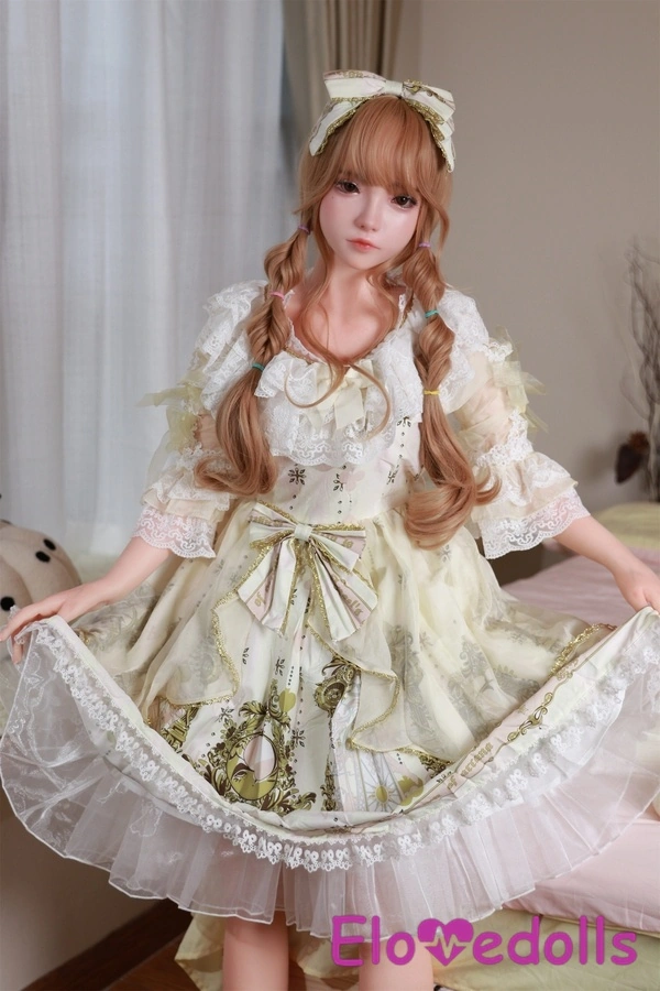 145 सेमी डी कप सिलिकॉन छोटे स्तन पतले होंठ खूबसूरत मिनी सेक्स गुड़िया विवरण देखें 1