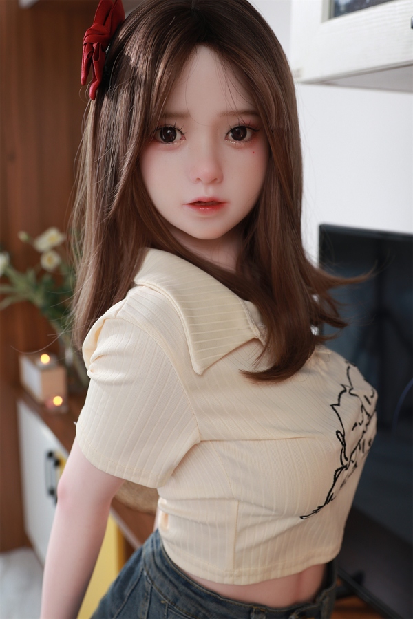 148cm C Cup Silicone Thin Lips Amber Eyes Petite Japanese Sex Doll Gallery 5