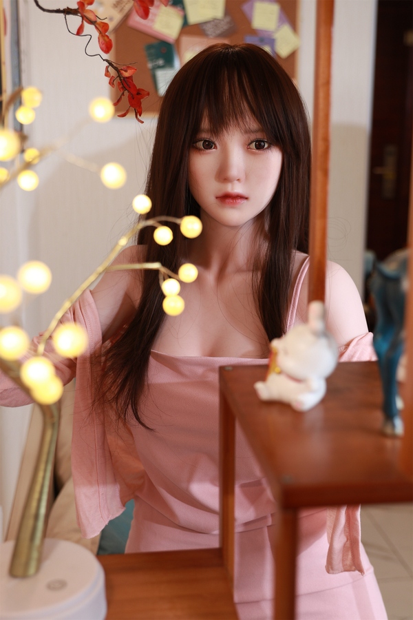 158cm B Cup Silicone Black Amber Eyes Small Breasts Japanese Sex Doll Product
