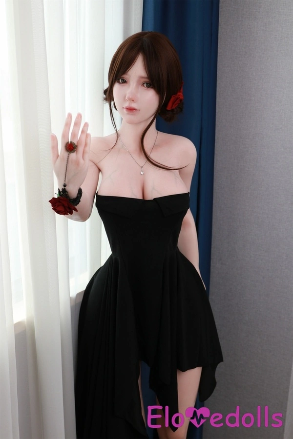 Boneka Seks Cina Berpayudara Kecil Berambut Cokelat Silikon Cup B 158cm