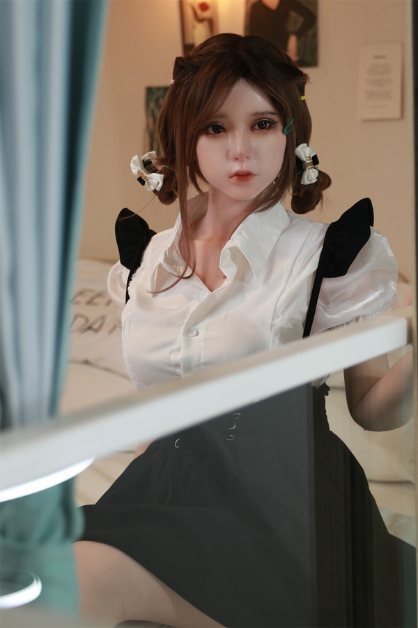 158cm B Cup Silicone Small Breasts White Gray Eyes Lifelike Sex Doll Gallery 9