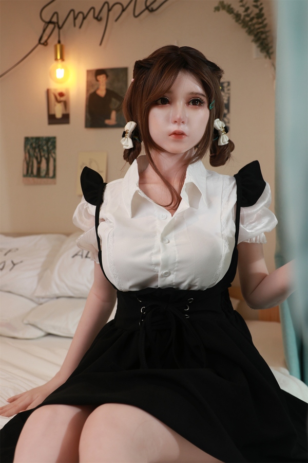 158cm B Cup Silicone Petite White Thin Lips Lifelike Sex Doll Detail View 5