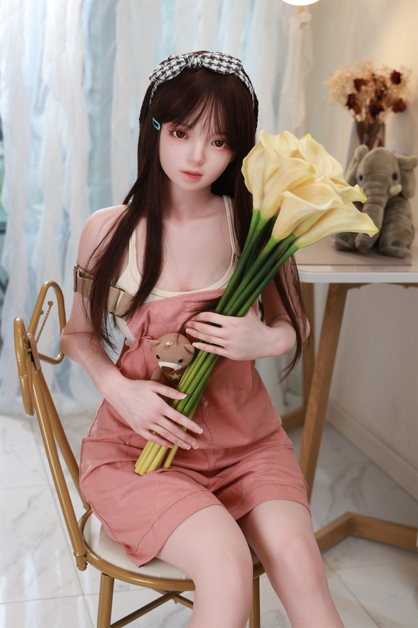 158cm B Cup Silicone Small Breasts Amber Eyes Brunette Anime Sex Doll Gallery 2