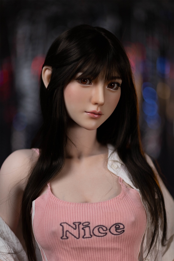 158cm B Cup Silicone Black Gray Eyes Medium Breasts Real Doll Detail View 2