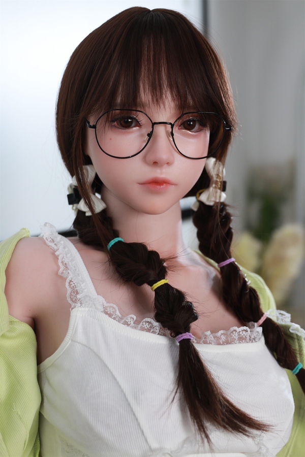 158cm B Cup Silicone Brunette Thin Lips Petite Lifelike Sex Doll Product