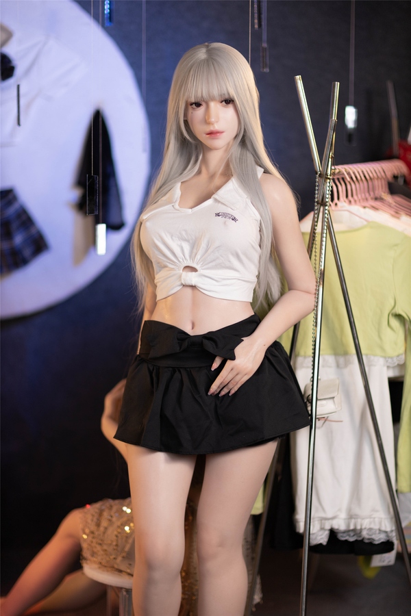 165cm C Cup Silicone Gray Eyes Small Breasts Thin Lips European Sex Doll Detail View 5