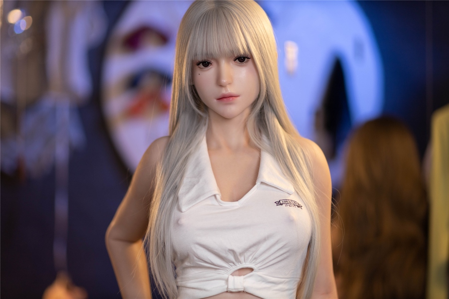 165cm C Cup Silicone Small Breasts White Petite European Sex Doll Detail View 15