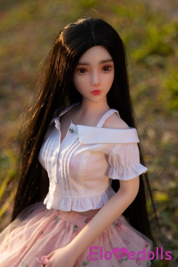 Μίνι κούκλα σεξ με σιλικόνη, μικρό στήθος και κεχριμπαρένια μάτια, 65cm C Cup, λεπτομερής προβολή 2