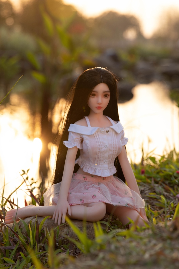 65cm C Cup Silicone Thin Lips Black Petite Mini Sex Doll Detail View 6