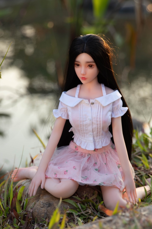 65cm C Cup Silicone Black Thin Lips Petite Breasts Mini Sex Doll Detail View 8