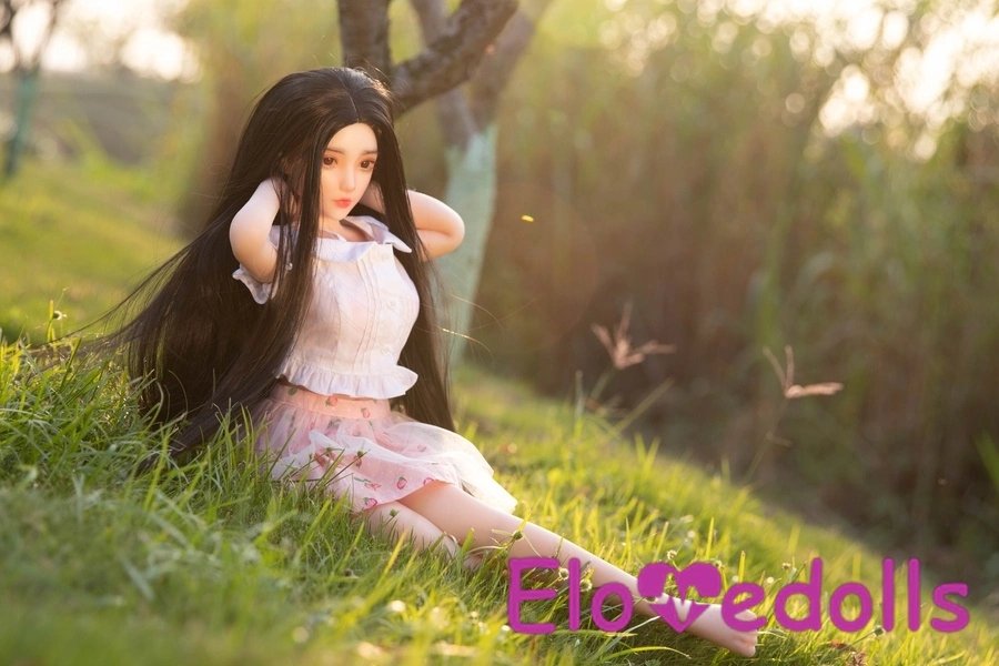 Μίνι κούκλα σεξ με σιλικόνη, μαύρο, μικροσκοπικό στήθος και κεχριμπαρένια μάτια, 65cm, λεπτομέρεια, προβολή 19