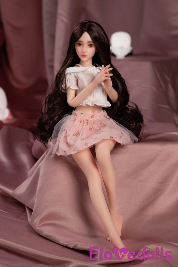 65 سینٹی میٹر سی کپ سلیکون چھوٹی بریسٹس بلیک پیٹیٹ منی سیکس ڈول گیلری 2