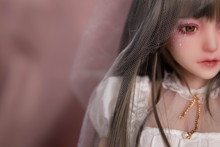 65cm C Cup Silicone Petite Gray Eyes Medium Breasts Anime Sex Doll Gallery 3