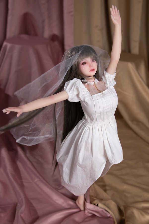65cm C Cup Silicone Gray Eyes Thin Lips Anime Sex Doll Detail View 4