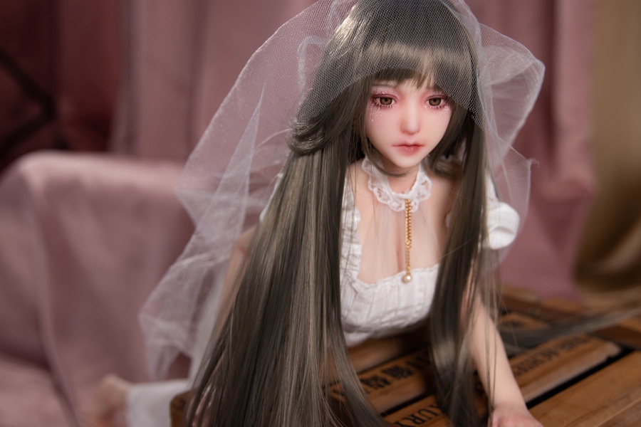 65cm C Cup Silicone Gray Eyes Petite Anime Sex Doll Detail View 10