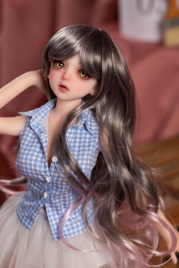 65cm C Cup Silicone Gray Eyes Petite Thin Lips Asian Sex Doll Detail View 6