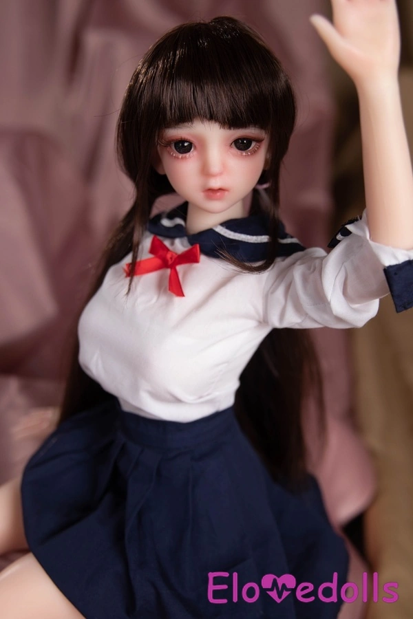 Μίνι κούκλα σεξ με γκρι μάτια και λεπτό περίγραμμα σιλικόνης 65cm C Cup Λεπτομέρειες προβολής 26