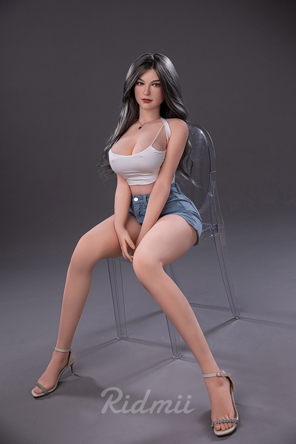 163cm G Cup TPE body&Silicone head Small Breasts Brunette Petite BBW Sex Doll Gallery 3