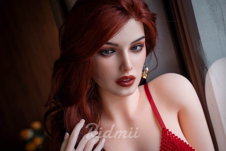 High Grade Red Thin Lips Petite Breasts Sex Doll Gallery 3