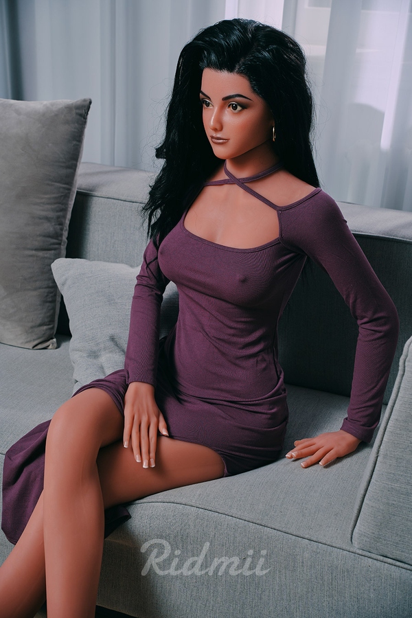 Petite Breasts Gray Eyes Full Lips American Sex Doll Gallery 3