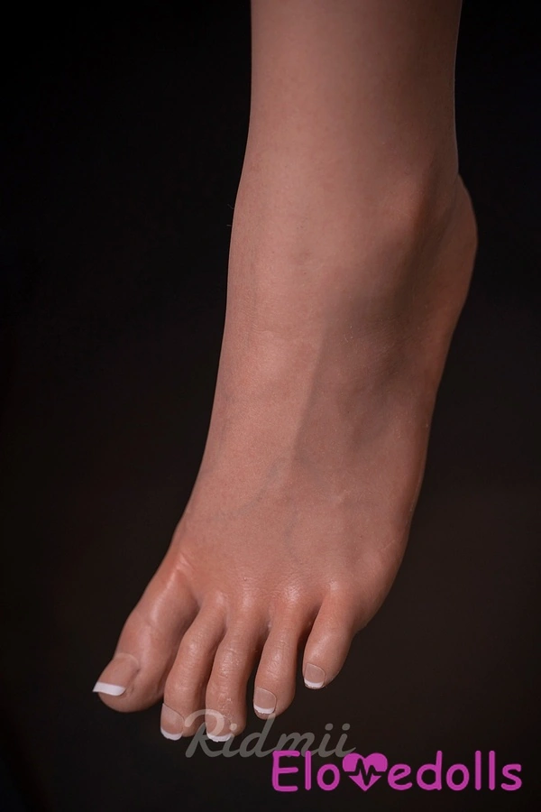 جزئیات عروسک جنسی سینه ریز، سبزه، چشم خاکستری، 34