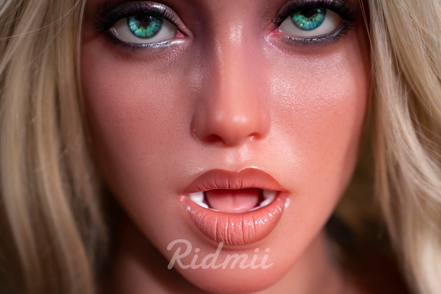 165cm E Cup Silicone Head & TPE Body Thin Lips Small Breasts Amber Eyes Big Booty Sex Doll Detail View 3