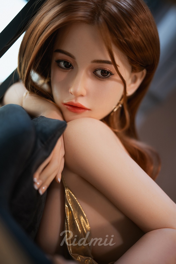 164cm G Cup Silicone Head & TPE Body Voluptuous Amber Eyes Thin Lips Sex Doll Detail View 9