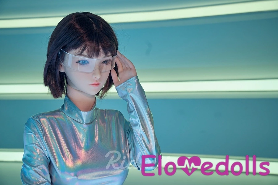 دمية جنسية واقعية برأس سيليكون وجسم من مادة TPE بمقاس 163 سم وعيون زرقاء وشفاه لامعة وتفاصيل دمية جنسية نابضة بالحياة 7