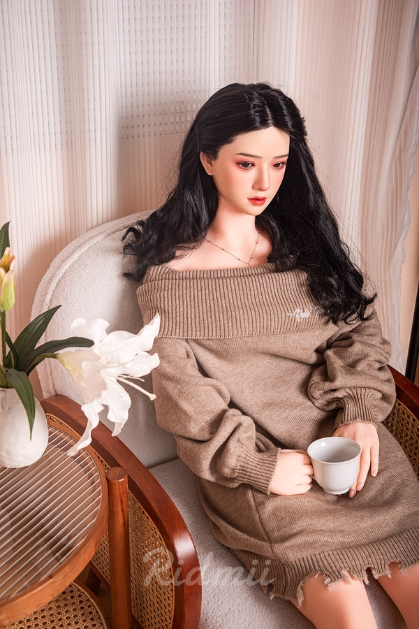 163cm G Cup Silicone Head & TPE Body Voluptuous Gray Eyes Thin Lips Best Sex Dolls Gallery 6