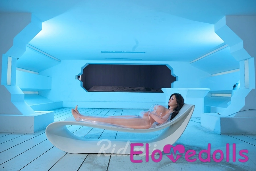 Силіконова головка G-чашки 163 см та тіло з TPE, брюнетка, пишні середні груди, реалістична секс-лялька, детальне зображення 2