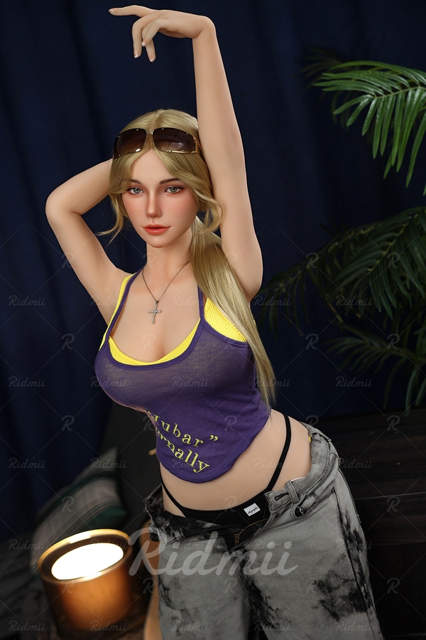 164cm D Cup Silicone Head & TPE Body Gray Eyes Blonde Voluptuous European Sex Doll Gallery 2