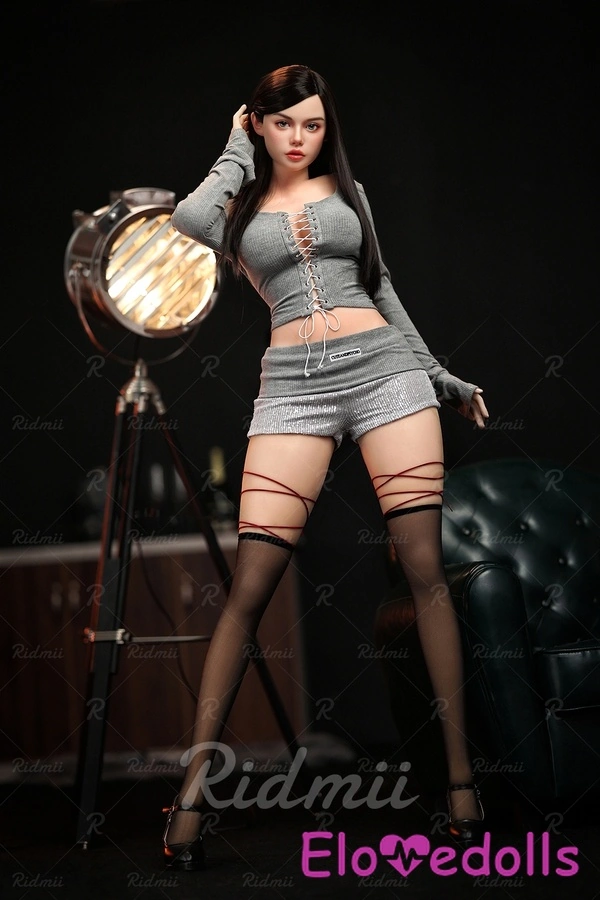 d49065 01 κούκλα