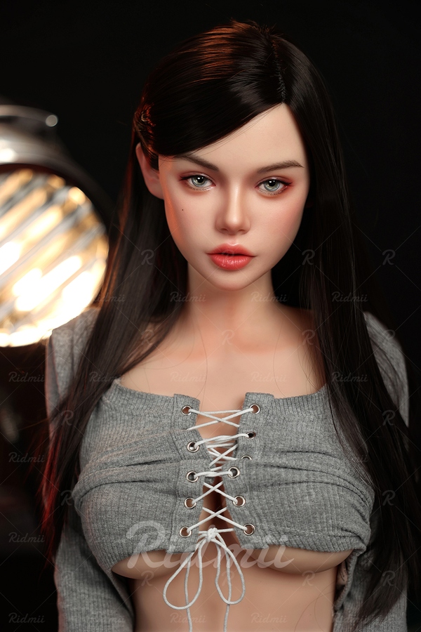 d49065 03 doll