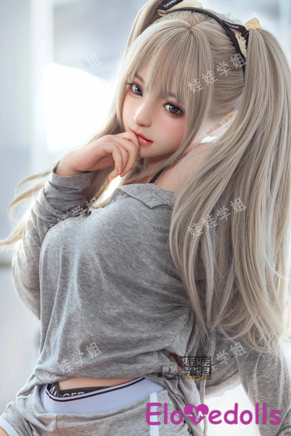 Boneca sexual japonesa pequena de silicone com olhos cinzentos de 148 cm