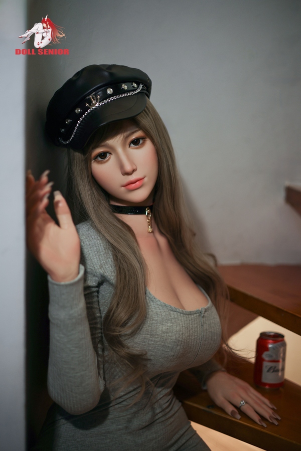 158cm E Cup Silicone Petite Breasts Gray Eyes Thin Lips Lifelike Sex Doll Product