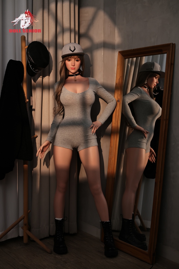 158cm E Cup Silicone Petite Breasts Gray Lifelike Sex Doll Gallery 5