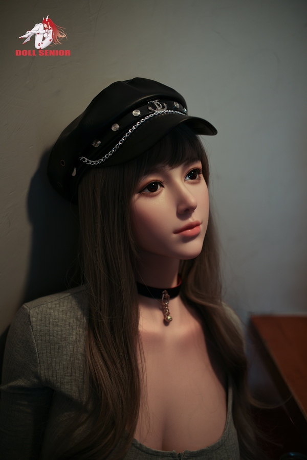 158cm E Cup Silicone Thin Lips Gray Eyes Lifelike Sex Doll Detail View 1