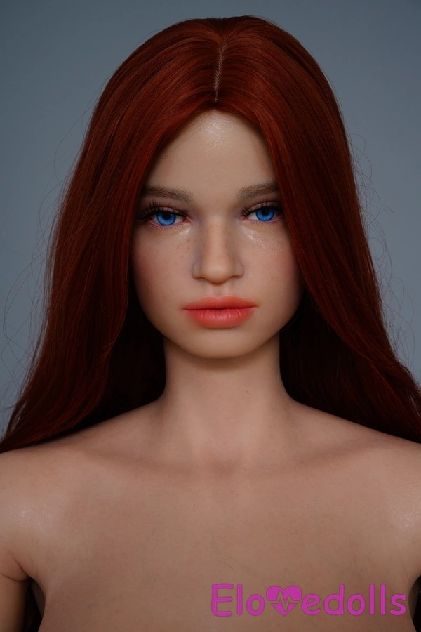 عروسک جنسی فانتزی قرمز با سینه‌های ریز، چشم‌های خاکستری سیلیکونی، سایز D، سایز ۱۶۷ سانتی‌متر، نمای جزئیات ۲۱