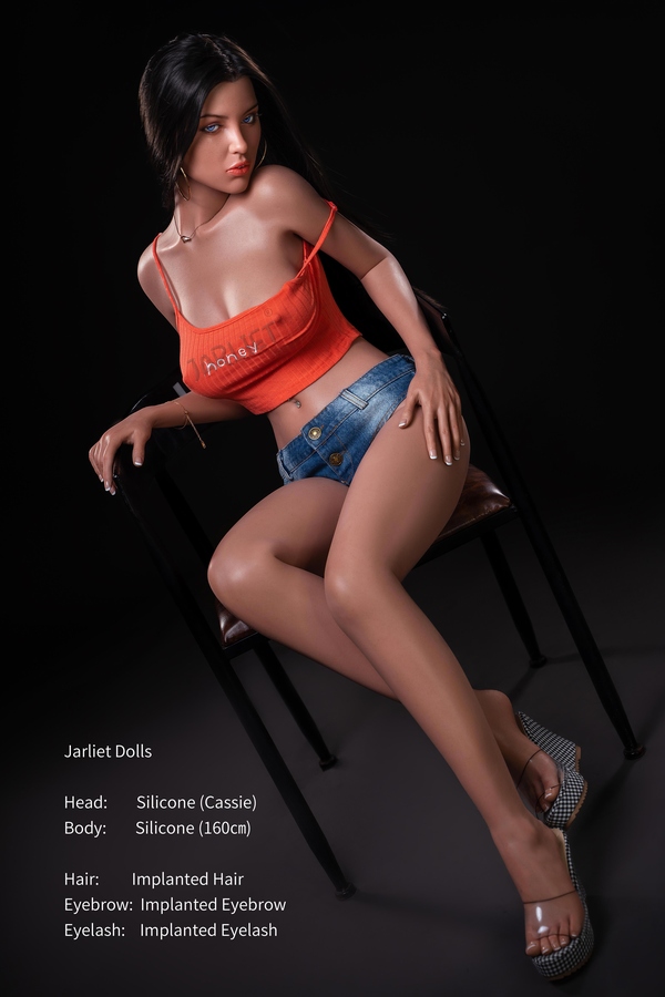 160cm E Cup Silicone Head & TPE Body Petite Breasts Thin Lips Athletic Asian Sex Doll Detail View 1