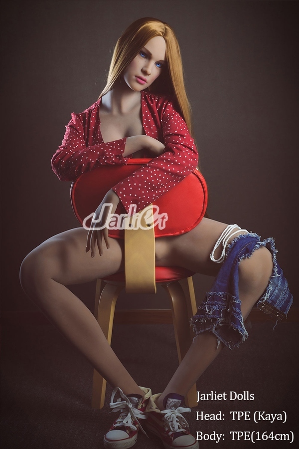 164cm F Cup TPE Petite Breasts Amber Eyes Red Sex Doll Gallery 7
