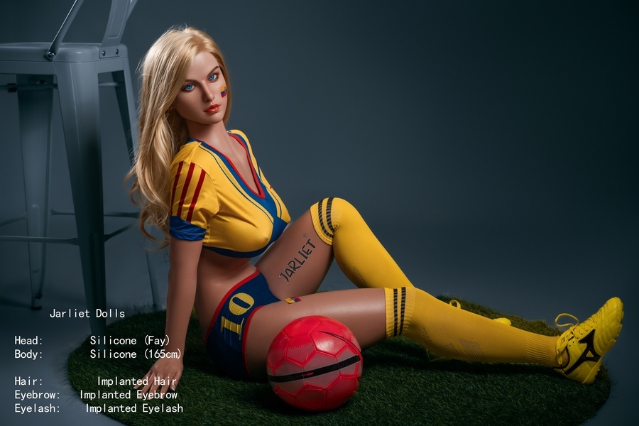 165cm C Cup Silicone Full Lips Blonde Athletic American Sex Doll Detail View 2