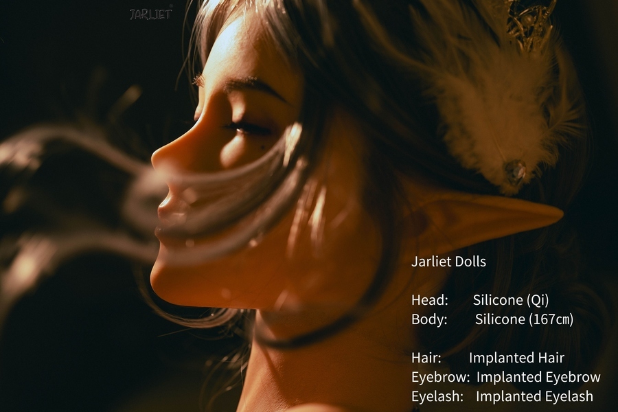 167cm B Cup Silicone Amber Eyes Thin Lips Brunette Celebrity Sex Dolls Detail View 11